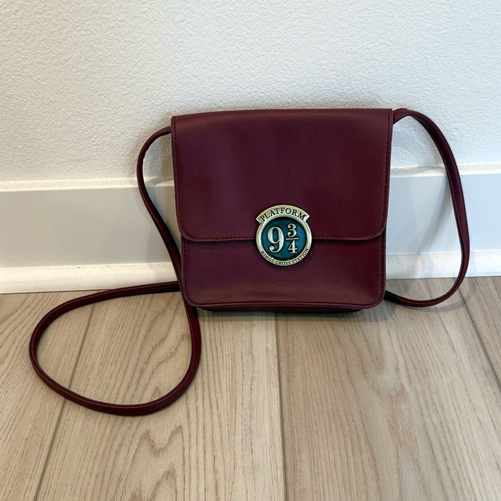 Harry Potter 9 3/4 Red Purse
